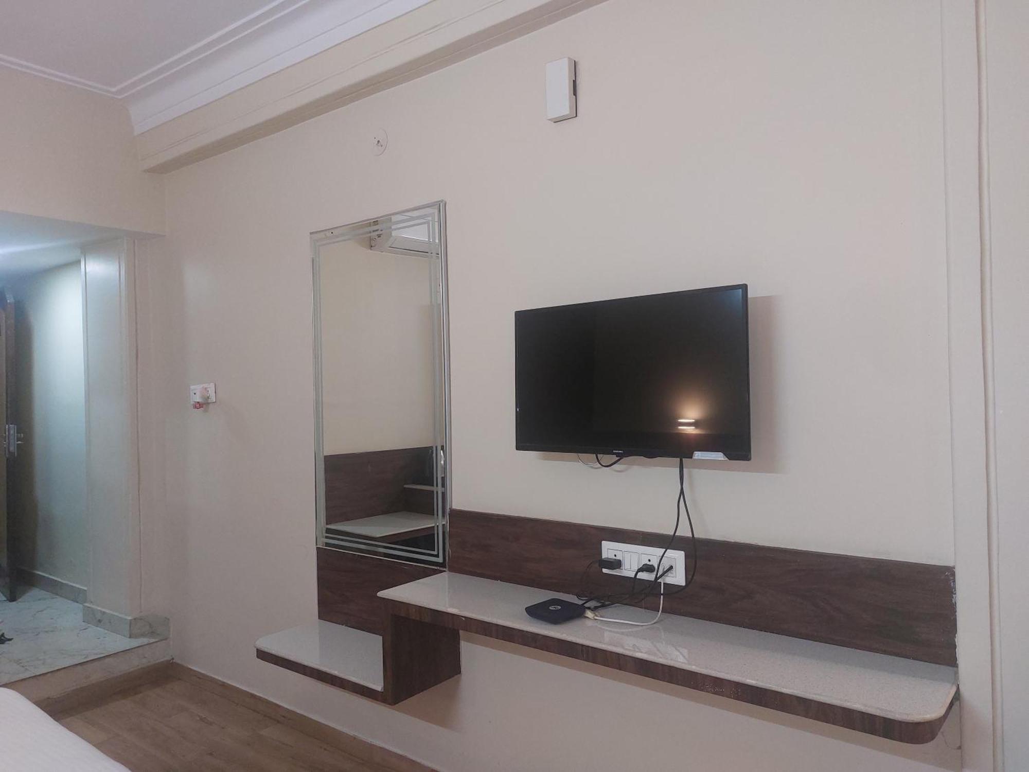 Hotel Shikhar Palace Jabalpur Extérieur photo